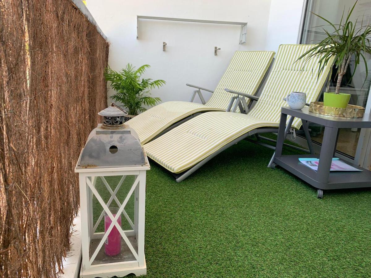 Modern Studio On The Beach Такоронте Екстер'єр фото